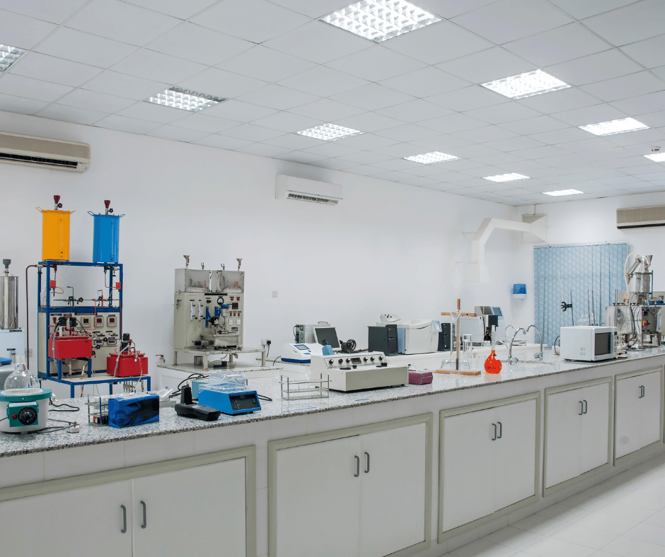 Sistem Penyimpanan Meja Lab